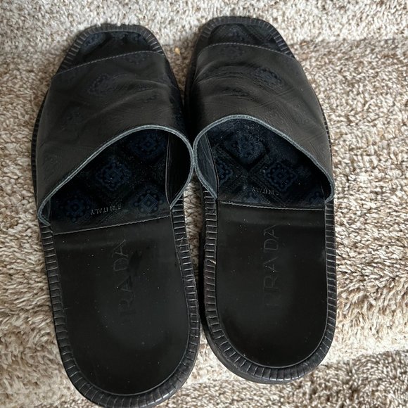 Prada Men's Black/Blue Trim Leather Open Toe Slip On Slides Sandals. - Picture 5 of 16